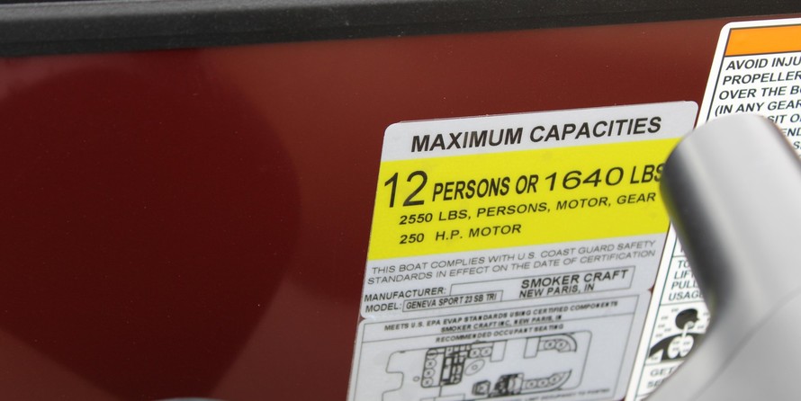 Sunchaser Boats Geneva Cruise 22 LR DH