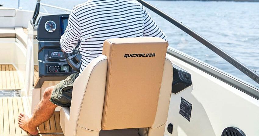 Quicksilver Activ 605 Bowrider