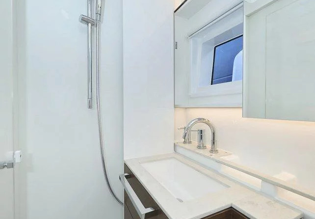 Lagoon 50 - 6 + 1 cab.