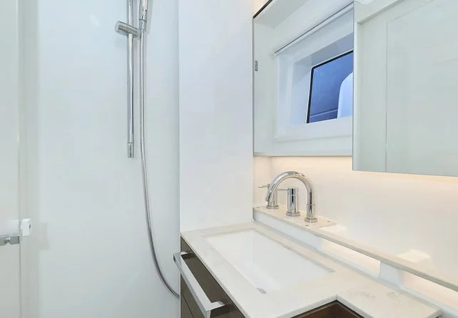 Lagoon 50 - 6 + 1 cab.