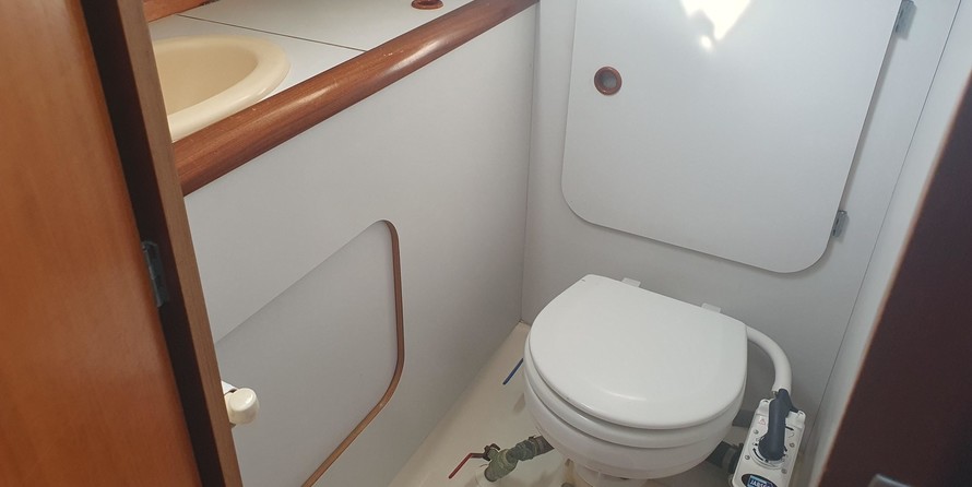 Beneteau First 285