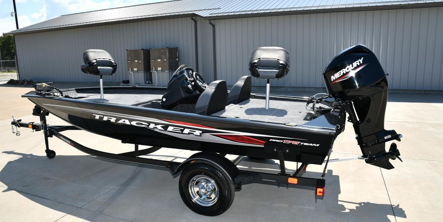 Tracker Pro Team 175 TXW