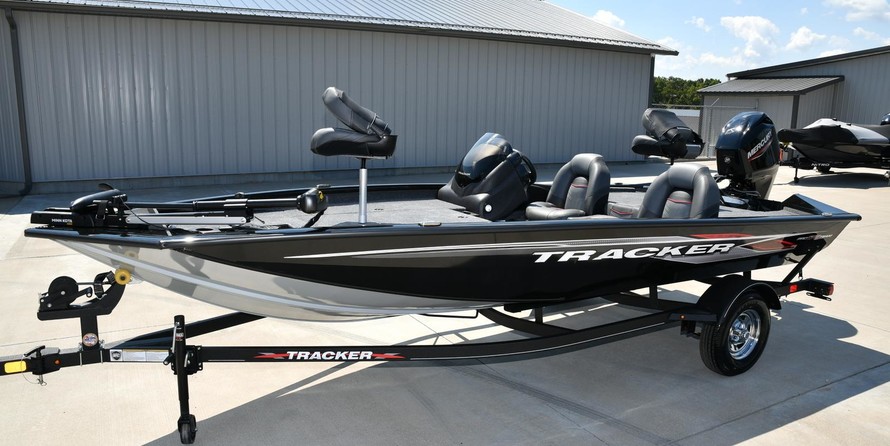 Tracker Pro Team 175 TXW