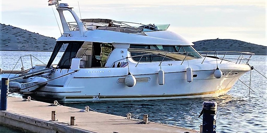 Prestige 46 Fly