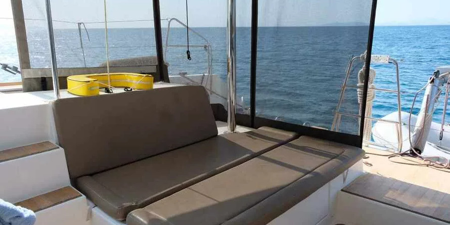 Lagoon 450 F