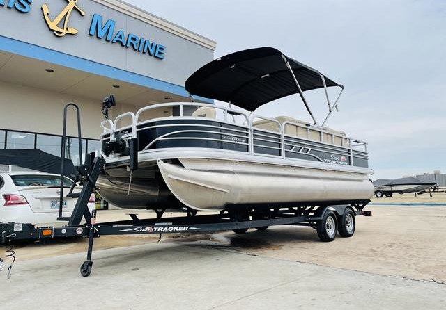 Sun Tracker Fishin Barge 20 DLX