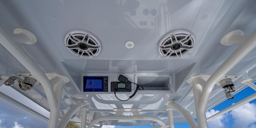 Yellowfin 32 offshore