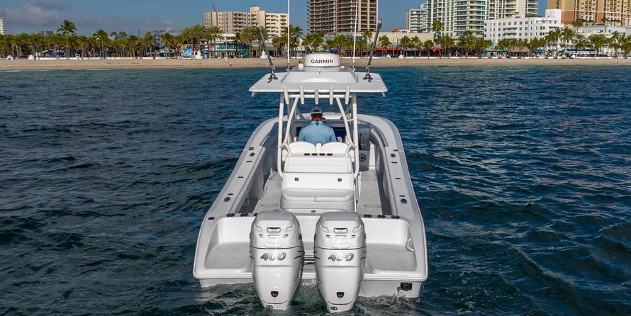 Yellowfin 32 offshore