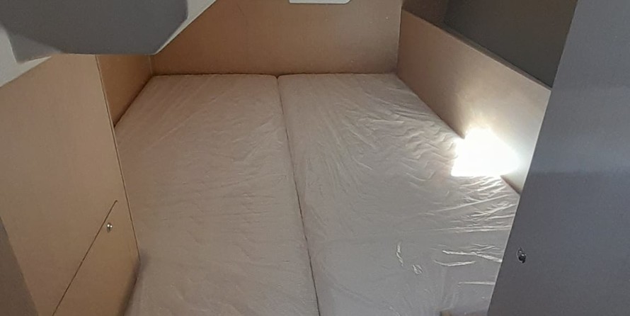 Beneteau Oceanis 35.1