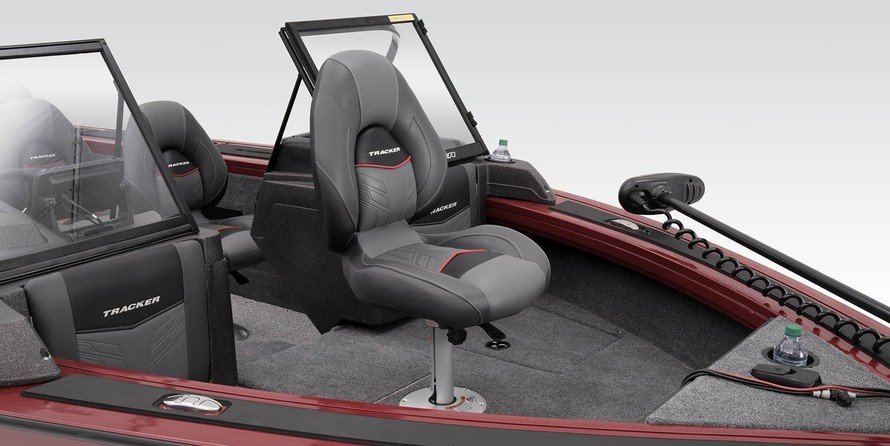 Tracker Targa V-18 WT