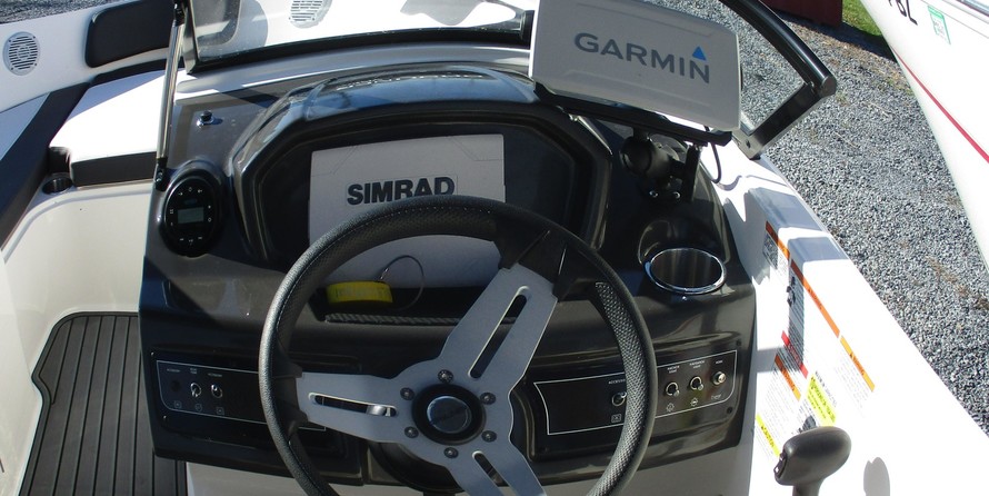 Bayliner VR6 BOWRIDER