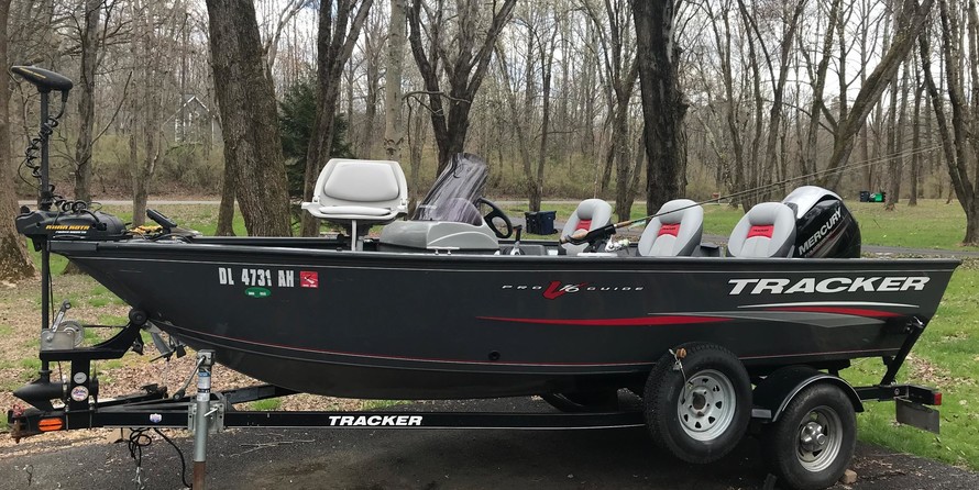 Tracker Pro Guide V-16 SC