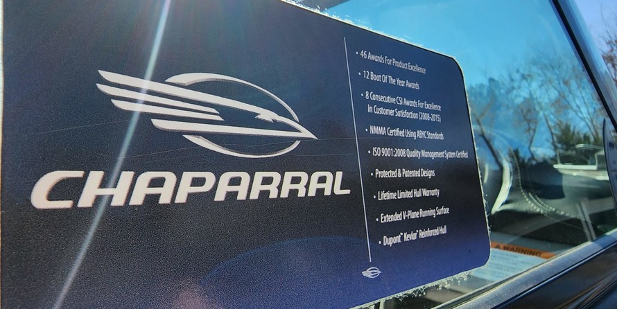 Chaparral 243 Vortex VRX