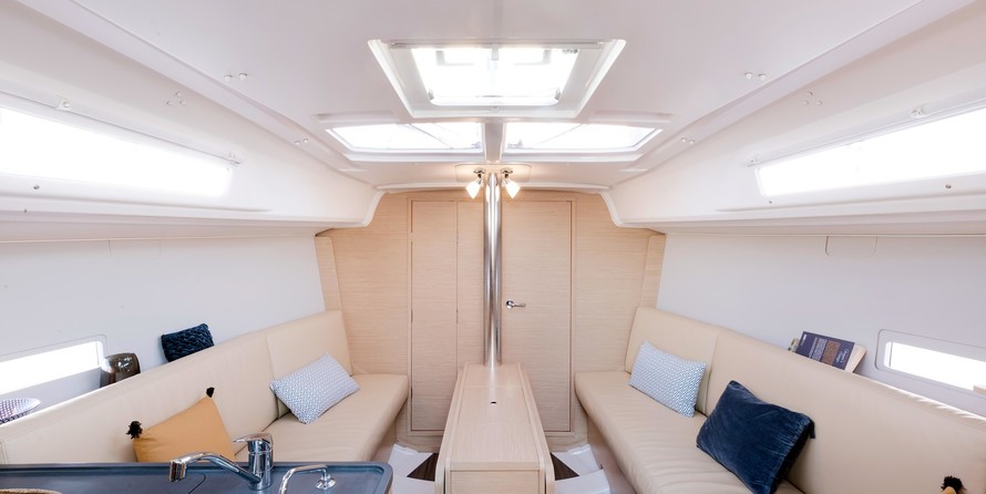Dufour 32