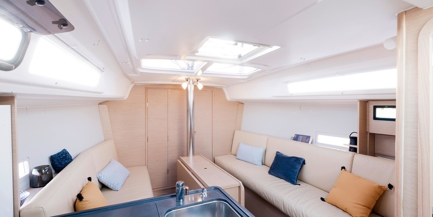 Dufour 32