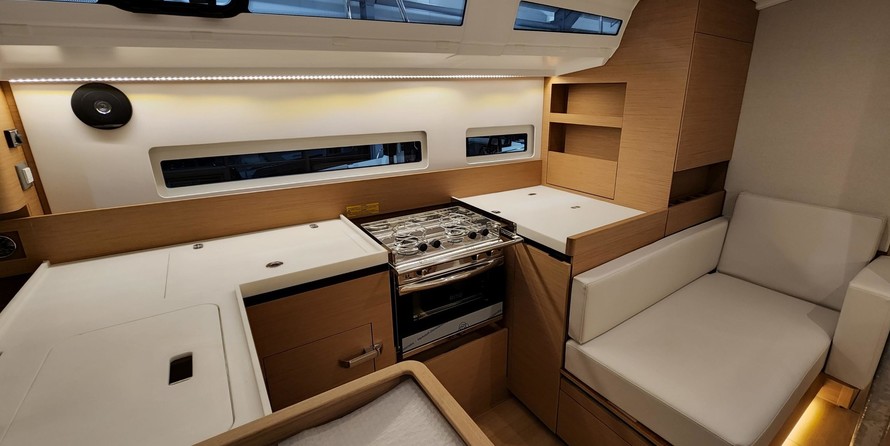 Jeanneau Sun Odyssey 410