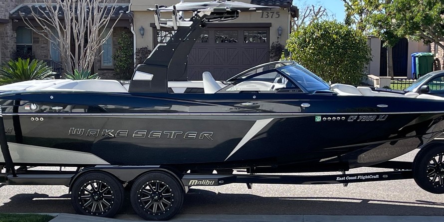 Malibu Wakesetter 25 LSV