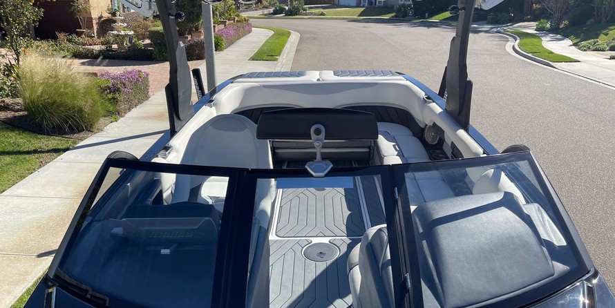 Malibu Wakesetter 25 LSV