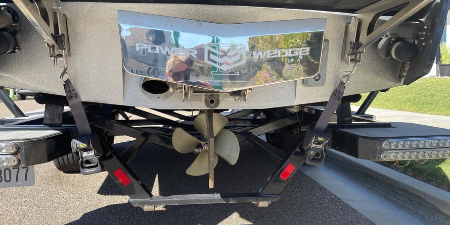 Malibu Wakesetter 25 LSV