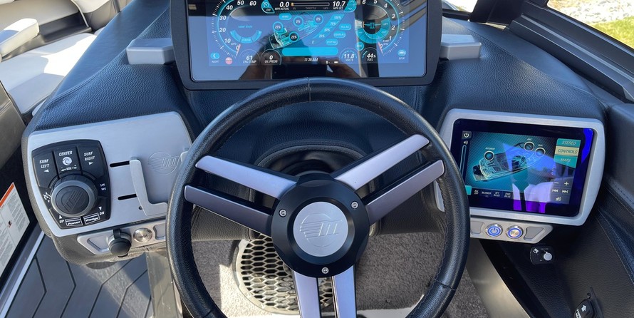 Malibu Wakesetter 25 LSV