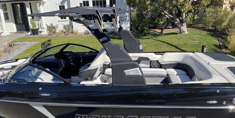 Malibu Wakesetter 25 LSV