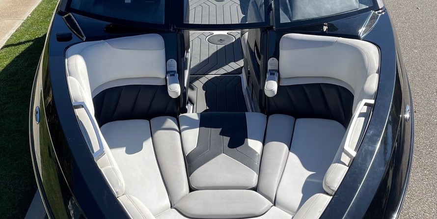 Malibu Wakesetter 25 LSV