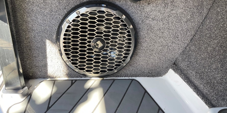 Malibu Wakesetter 25 LSV