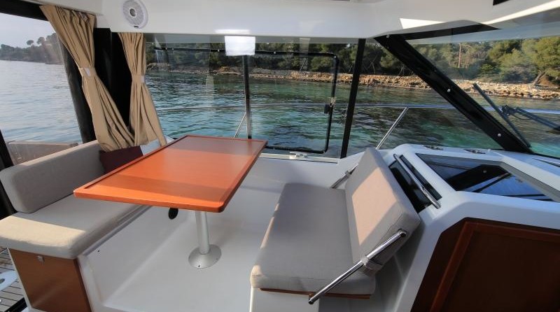 Jeanneau Merry Fisher 895