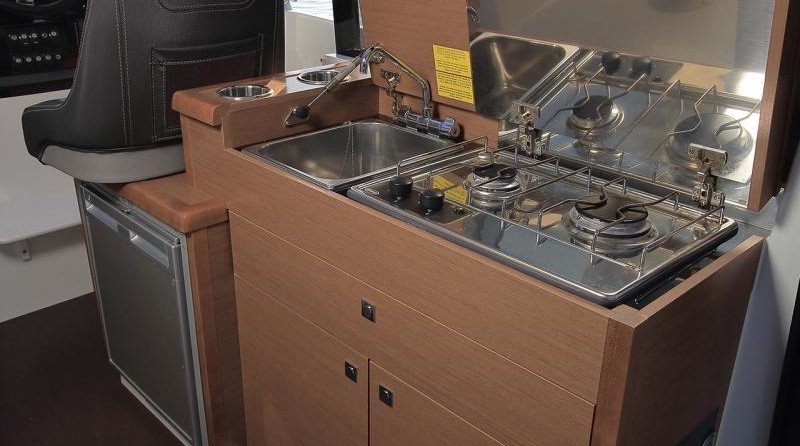 Jeanneau Merry Fisher 895