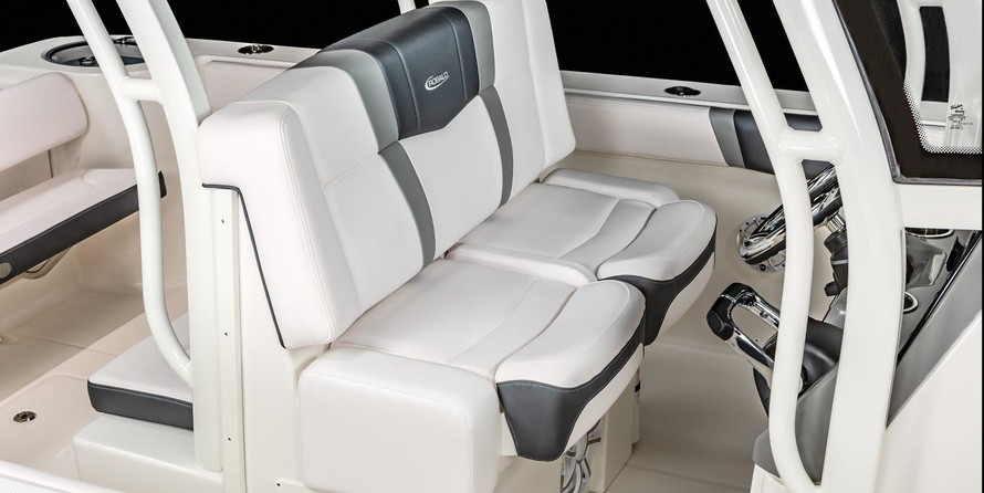 Robalo centre console r272