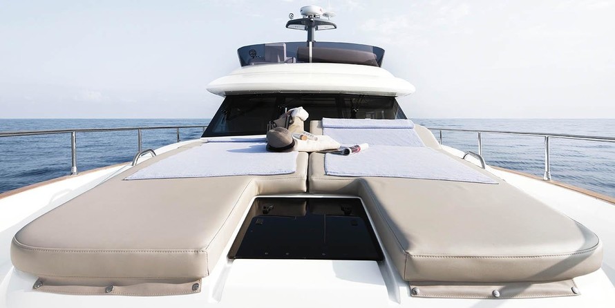 Azimut Magellano 43