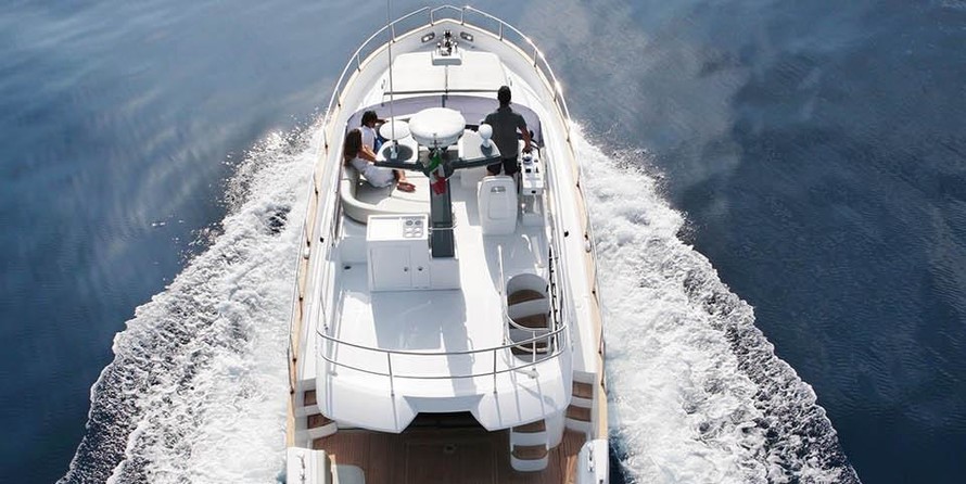 Azimut Magellano 43
