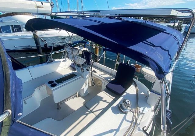 Catalina 375