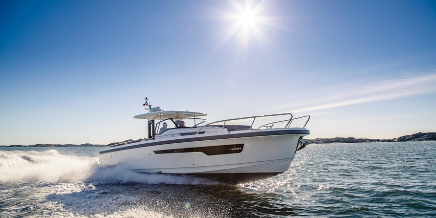 Seafarer 535 pilot boat - inboard diesel