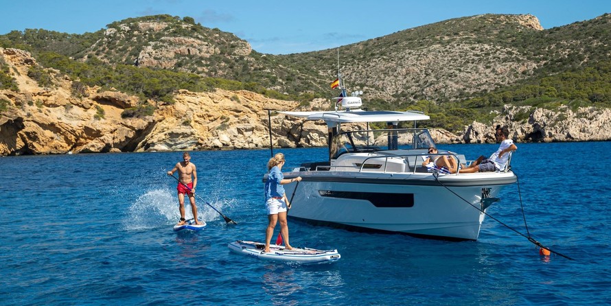 Seafarer 535 pilot boat - inboard diesel