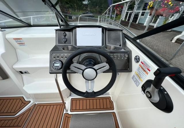 Bayliner VR5 Cuddy