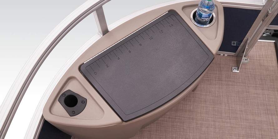 Sun Tracker Bass Buggy 18 DLX