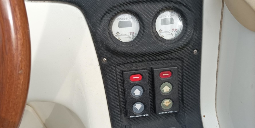 Cranchi Endurance 39