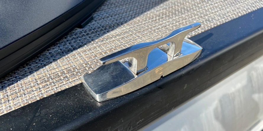 60 x 16 tri-toon passenger vessel