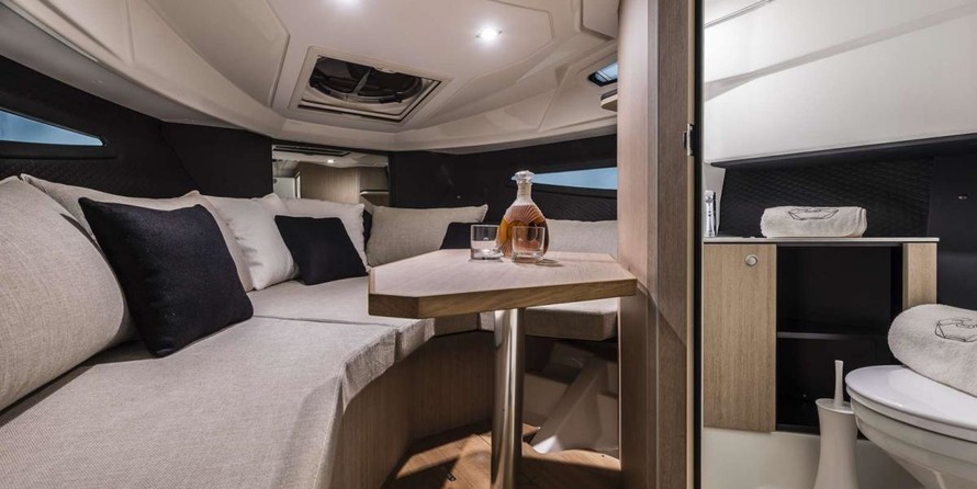 Cranchi Endurance 30