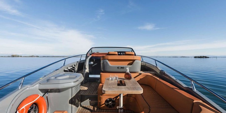 Cranchi Endurance 30