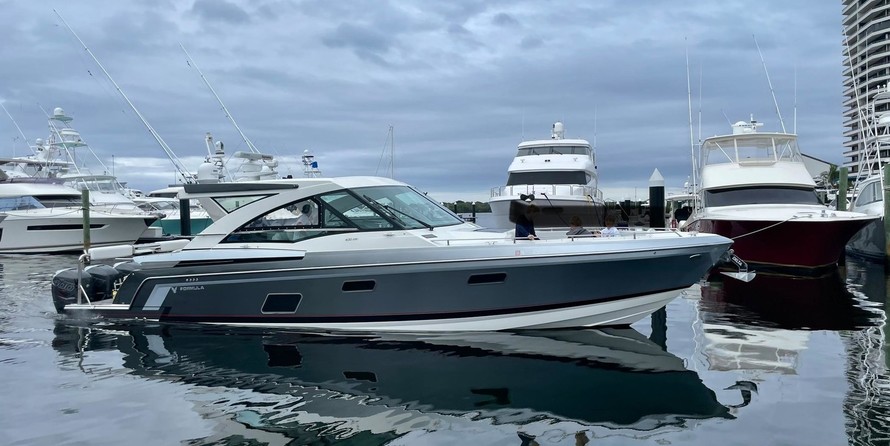 Formula 430 Super Sport Crossover