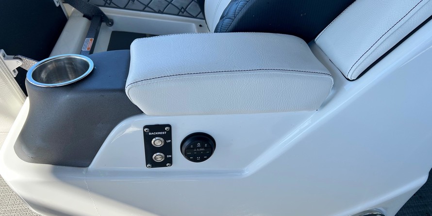 Manitou 25 x-plode xt rfx shp dual