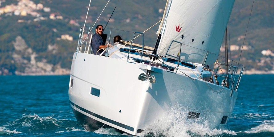 Dufour 390