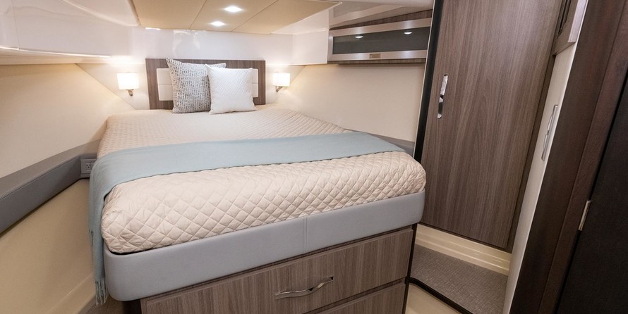 Regal 42 Grande Coupe