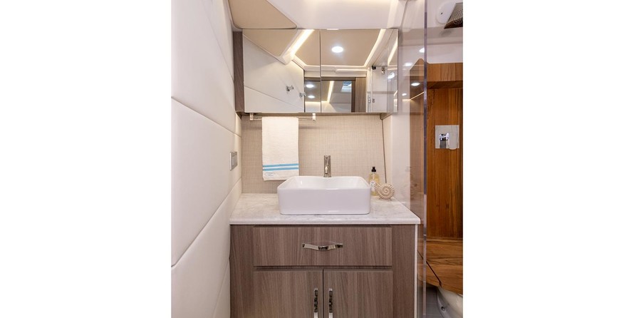 Regal 42 Grande Coupe