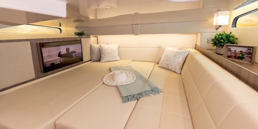 Regal 42 Grande Coupe