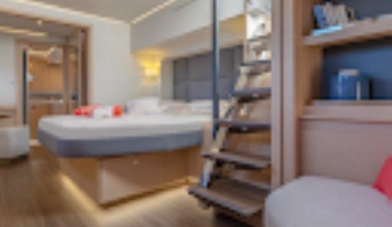 Fountaine Pajot Alegria 67