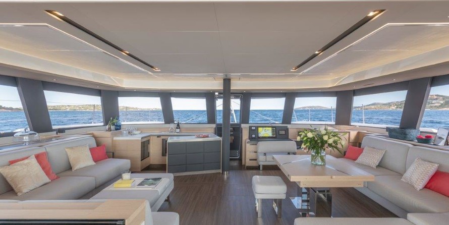 Fountaine Pajot Alegria 67
