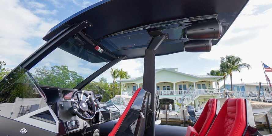Technohull 38 Grand Sport